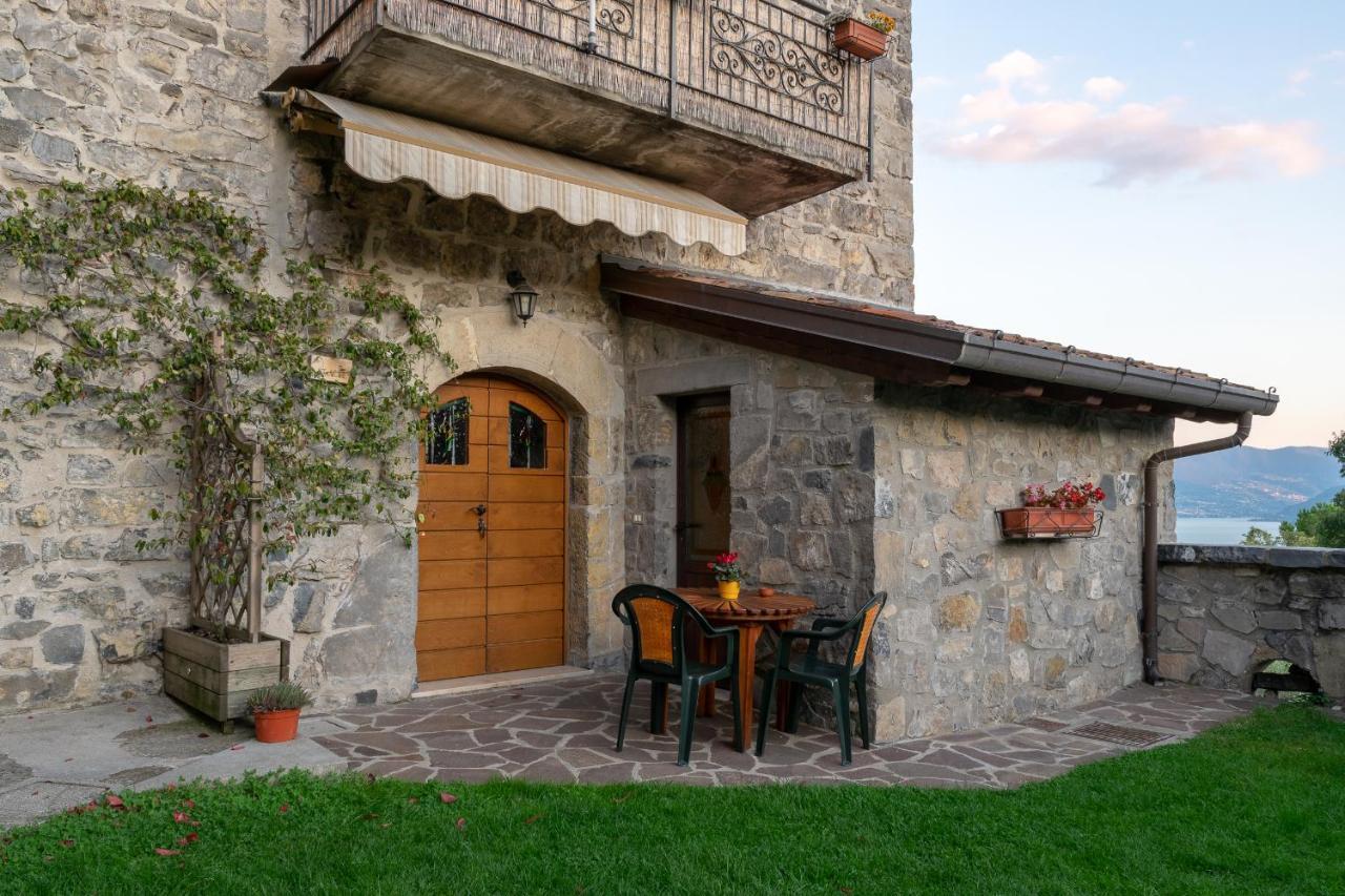 Castello Di Zorzino Iseo Lake Рива ди Солто Екстериор снимка